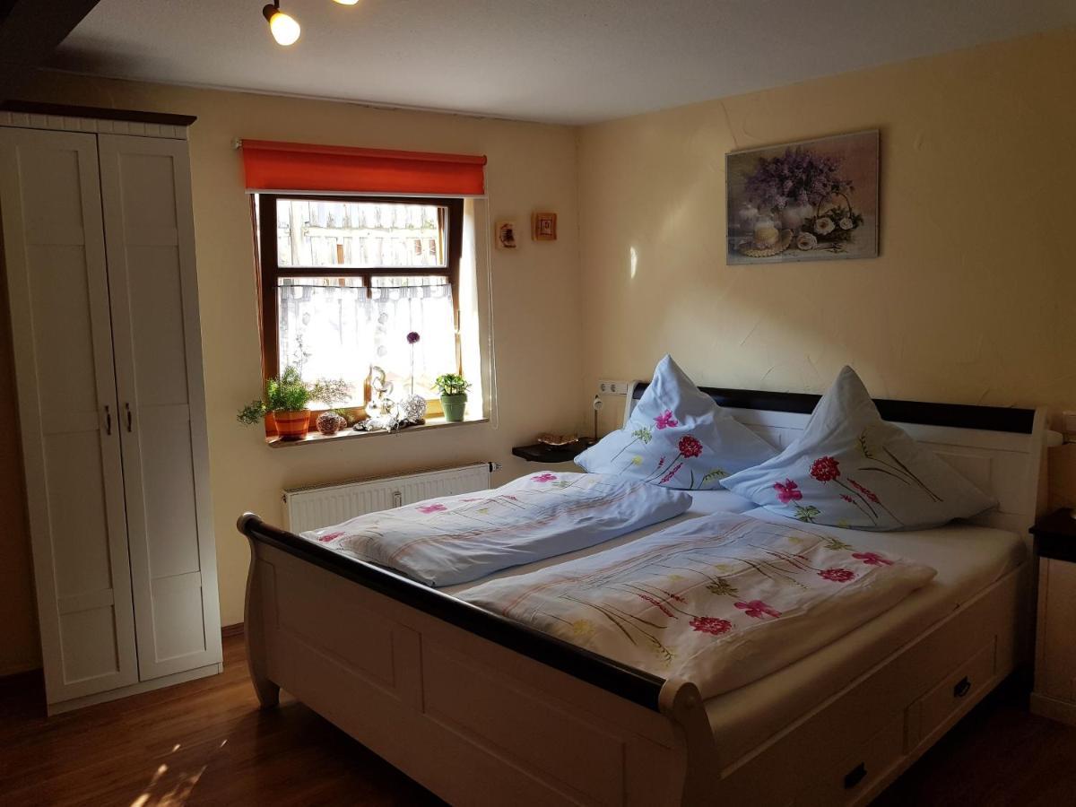 Zum Burgtörle Otel Wallduern Dış mekan fotoğraf